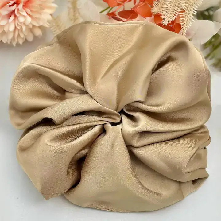 chouchou en satin 18cm